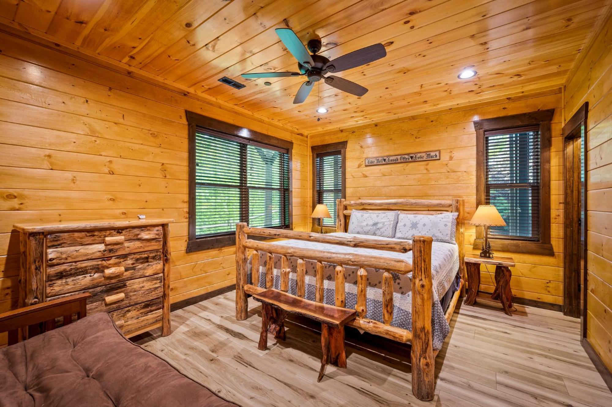 Greystone Retreat By Stony Brook Cabins Гетлинбург Екстериор снимка